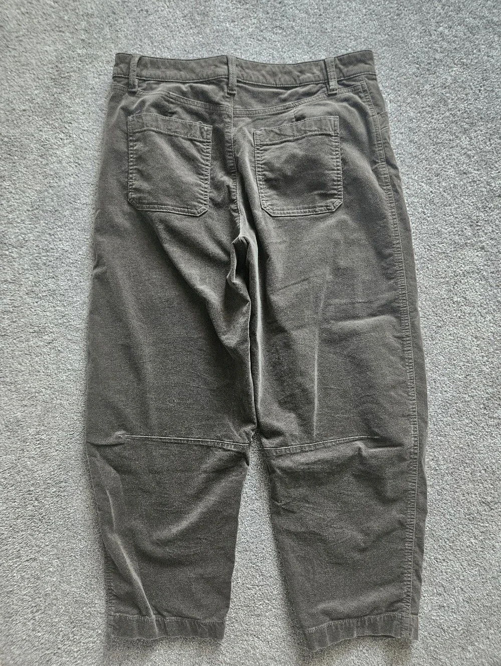 LOFT barrel pants in stretch velvet